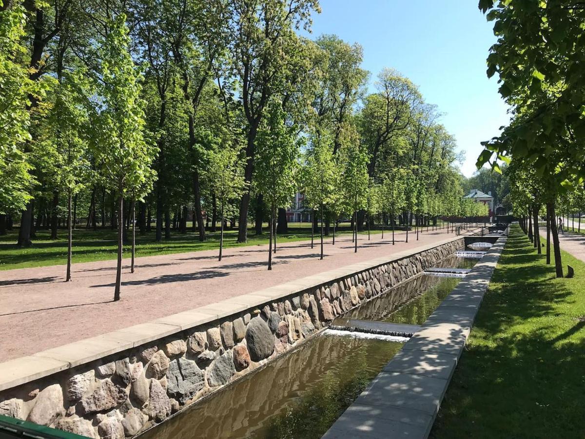 1 Bedroom Apartment Near Kadriorg Swan Pond Tallinn Exterior photo